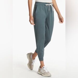 Vuori Perfomanxe Joggers - Lake Heather - XS - New!